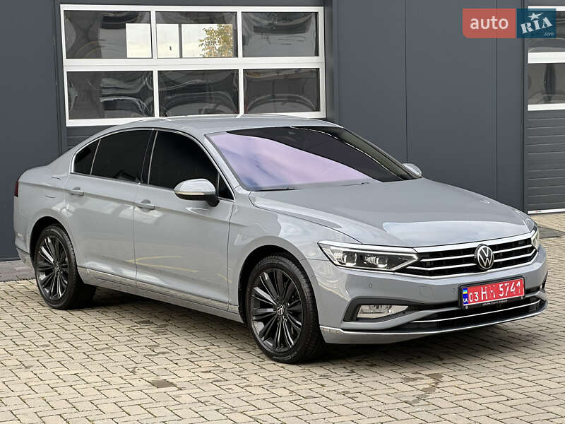Volkswagen Passat 2022