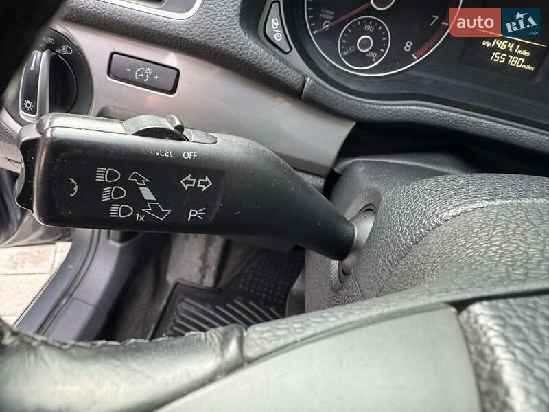 Седан Volkswagen Passat 2015 в Луцке