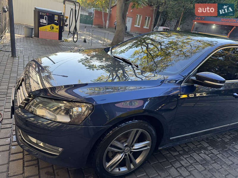 Седан Volkswagen Passat 2014 в Одессе