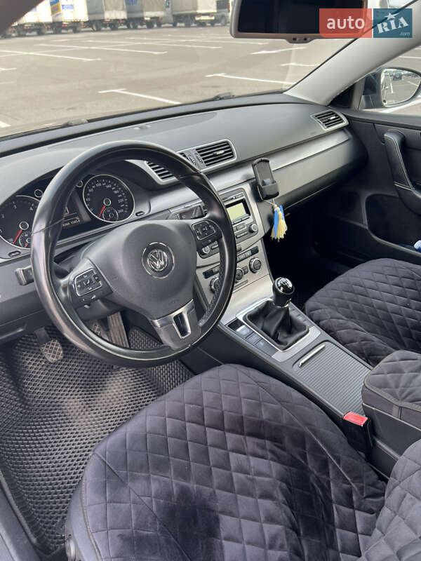 Универсал Volkswagen Passat 2013 в Черкассах