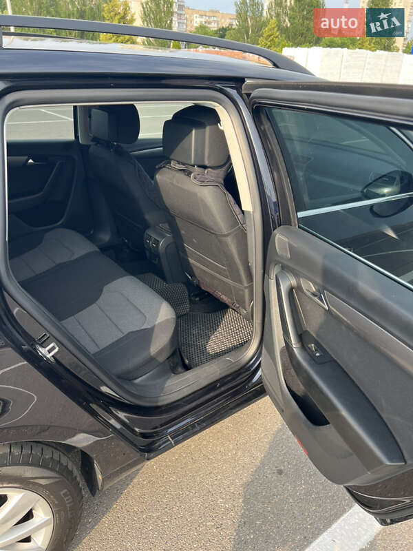 Универсал Volkswagen Passat 2013 в Черкассах
