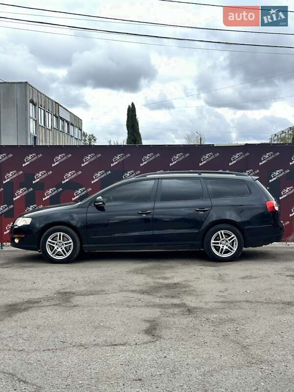 Универсал Volkswagen Passat 2008 в Сумах