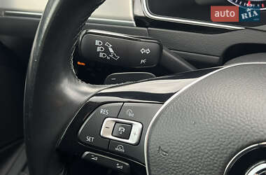 Универсал Volkswagen Passat 2015 в 