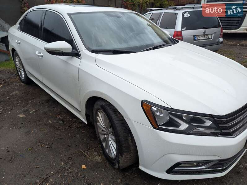 Седан Volkswagen Passat 2016 в Сумах