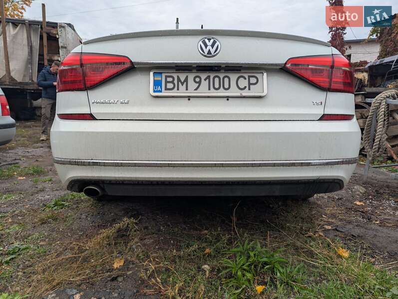 Седан Volkswagen Passat 2016 в Сумах