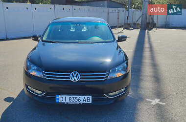 Седан Volkswagen Passat 2013 в Киеве