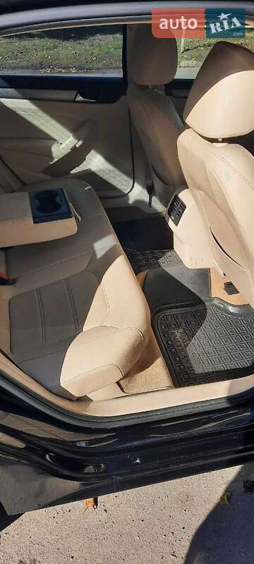 Седан Volkswagen Passat 2013 в Херсоне