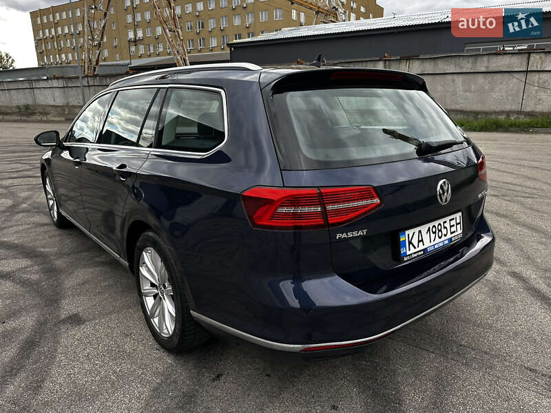 Универсал Volkswagen Passat 2015 в Киеве