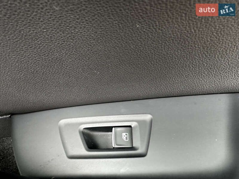 Универсал Volkswagen Passat 2015 в Киеве