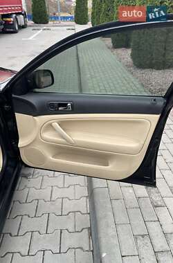 Седан Volkswagen Passat 2001 в 