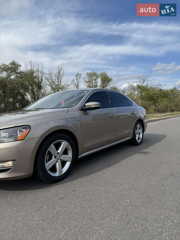 Седан Volkswagen Passat 2015 в Запорожье