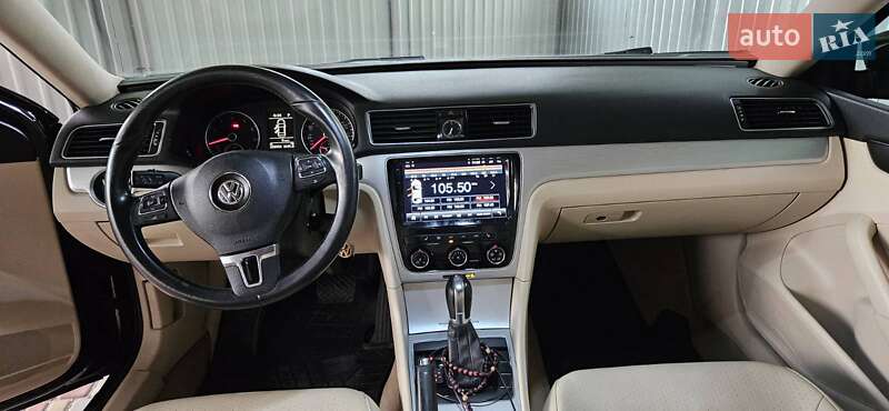Седан Volkswagen Passat 2013 в Киеве