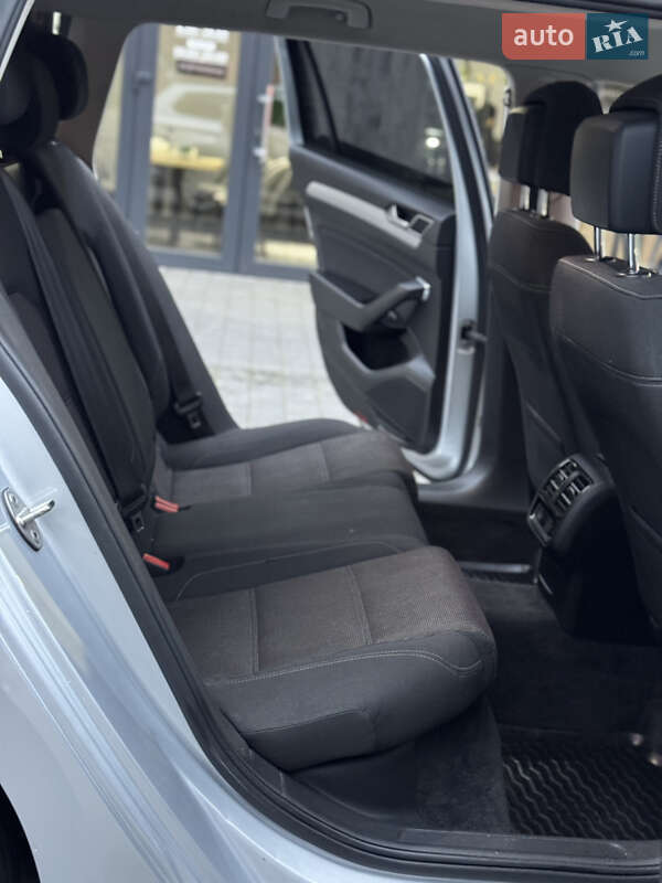 Універсал Volkswagen Passat 2015 в Міжгір'ї