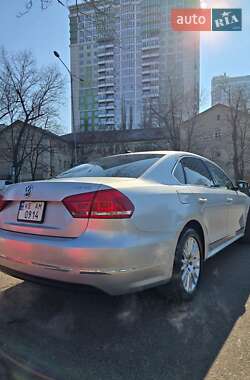 Седан Volkswagen Passat 2014 в 