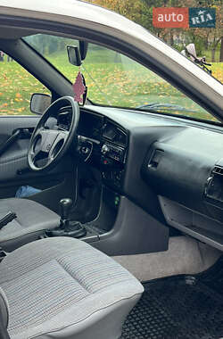 Универсал Volkswagen Passat 1989 в 