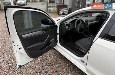 Седан Volkswagen Passat 2014 в 
