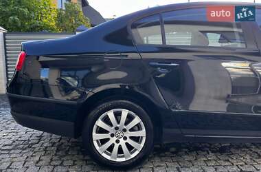 Седан Volkswagen Passat 2008 в 