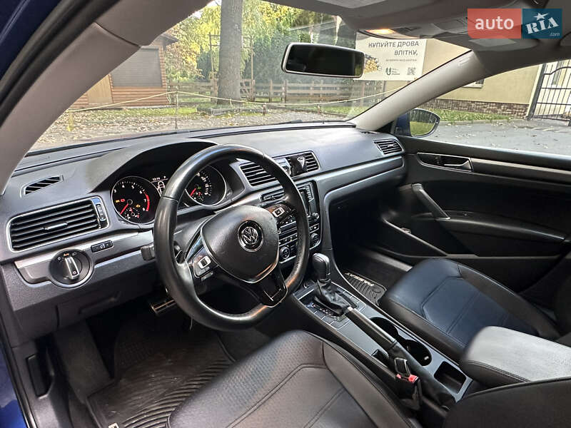Седан Volkswagen Passat 2017 в Вінниці