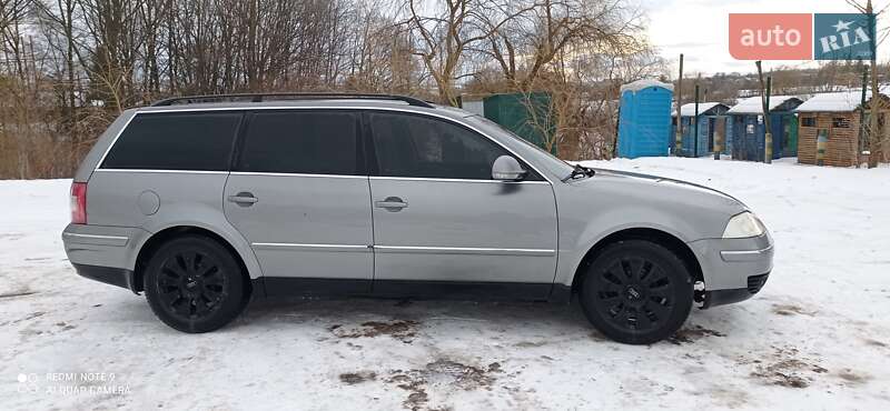 Универсал Volkswagen Passat 2004 в Тлумаче