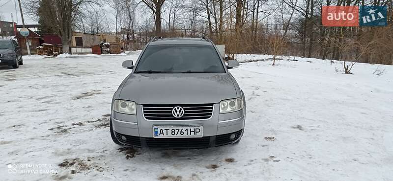 Универсал Volkswagen Passat 2004 в Тлумаче