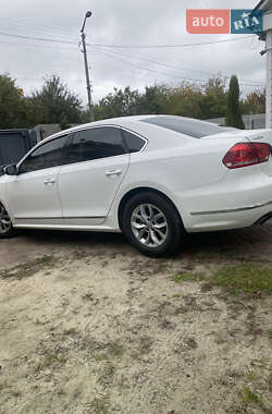 Седан Volkswagen Passat 2015 в 