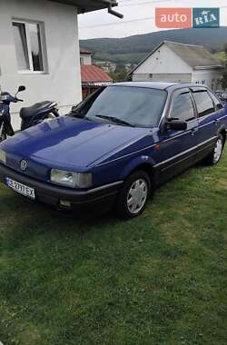 Седан Volkswagen Passat 1989 в Чернівцях