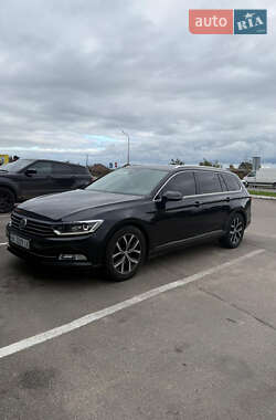 Універсал Volkswagen Passat 2015 в Володимирці