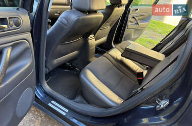 Седан Volkswagen Passat 2004 в  фото 25 Седан Volkswagen Passat 2004 в