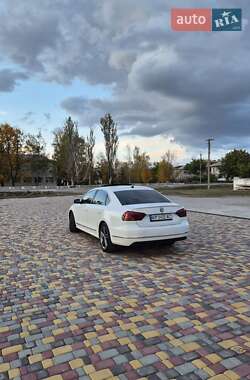 Седан Volkswagen Passat 2014 в 