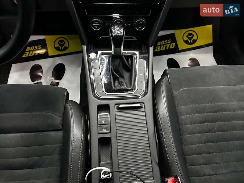 Універсал Volkswagen Passat 2018 в Чернівцях