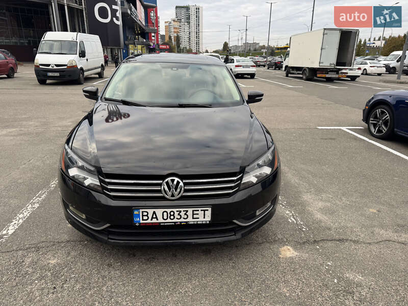 Седан Volkswagen Passat 2014 в Києві