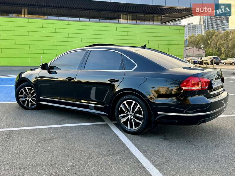 Седан Volkswagen Passat 2014 в Киеве