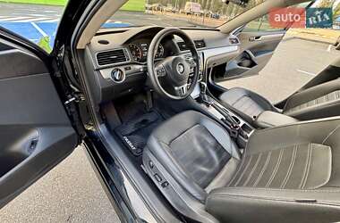 Седан Volkswagen Passat 2014 в 