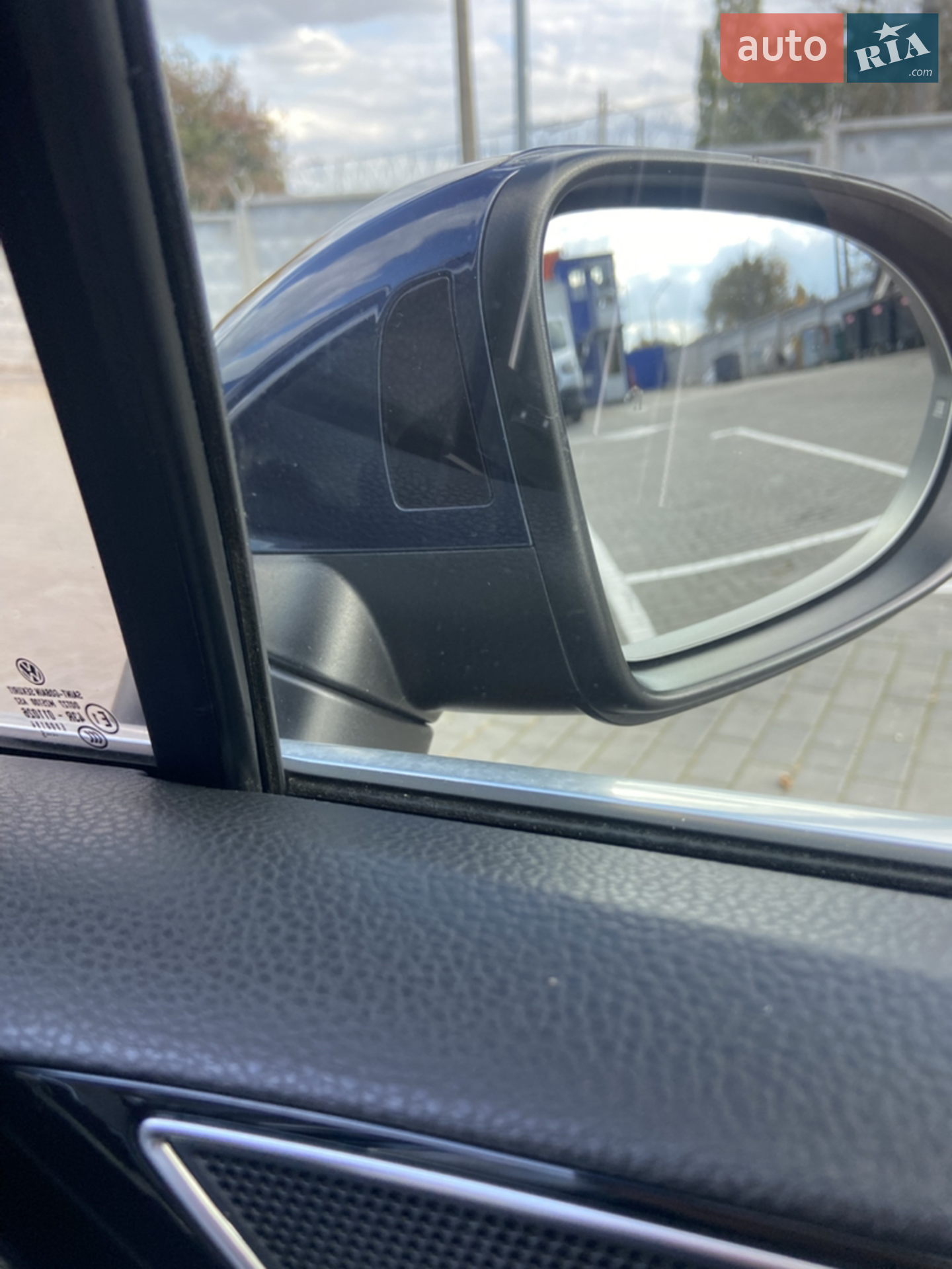 2015 Volkswagen Passat - мініатюра 27