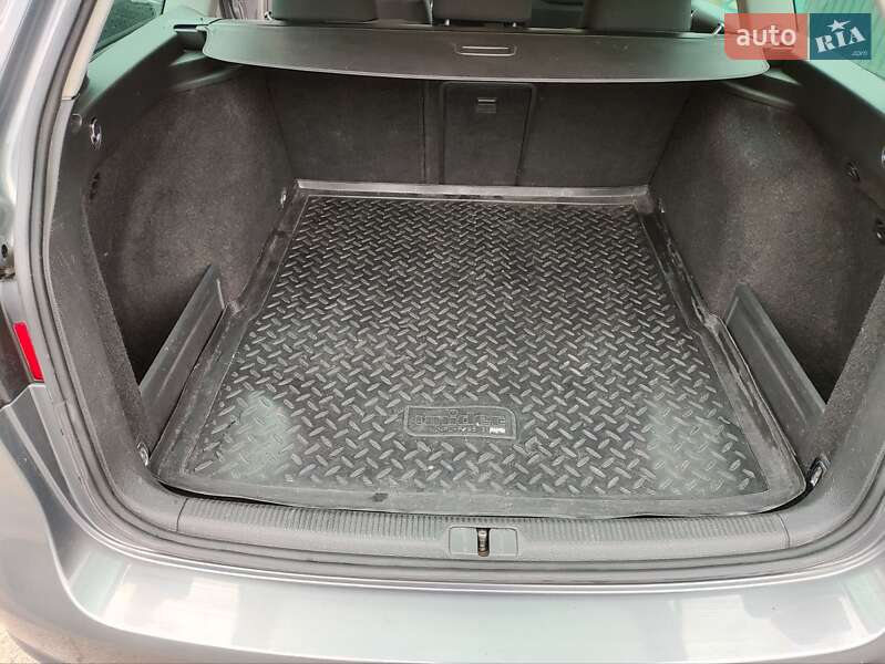 Универсал Volkswagen Passat 2006 в Киеве