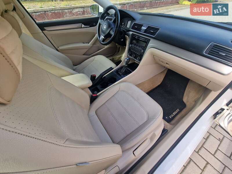 Седан Volkswagen Passat 2013 в Запорожье