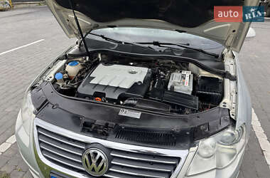 Седан Volkswagen Passat 2010 в 
