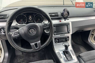 Седан Volkswagen Passat 2010 в 