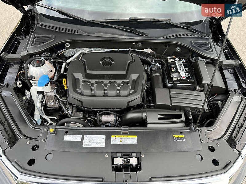 Седан Volkswagen Passat 2021 в Чугуєві