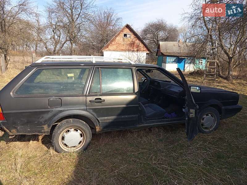 Универсал Volkswagen Passat 1986 в Житомире