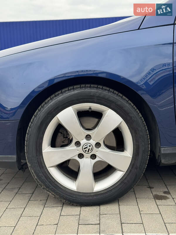 Универсал Volkswagen Passat 2007 в Калуше