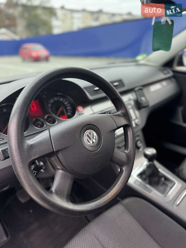 Универсал Volkswagen Passat 2007 в Калуше