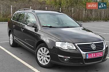 Універсал Volkswagen Passat 2006 в Вінниці