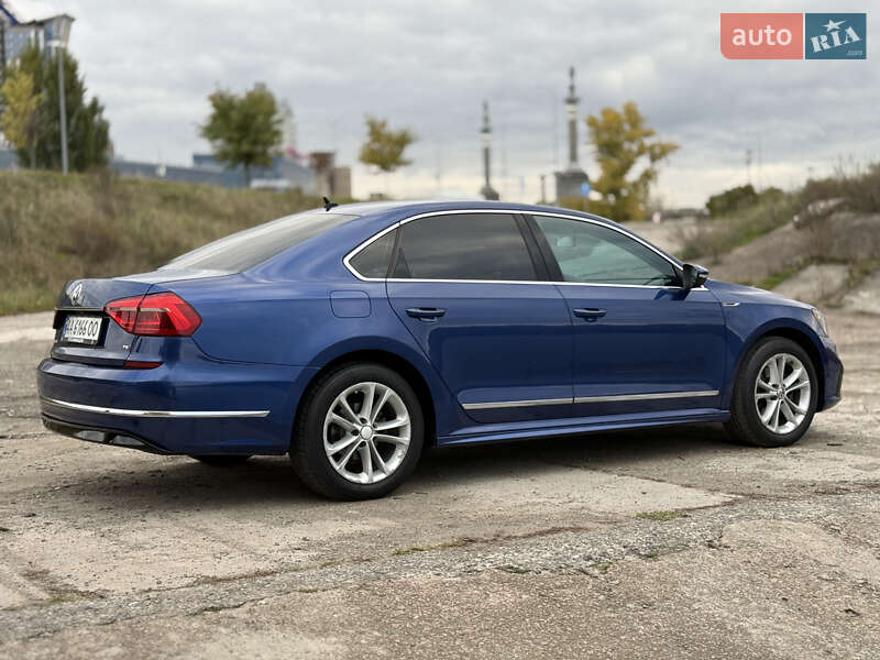 Седан Volkswagen Passat 2016 в Киеве