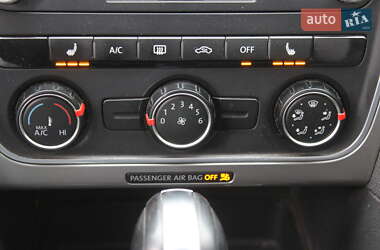 Седан Volkswagen Passat 2015 в 