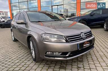 Універсал Volkswagen Passat 2013 в Львові