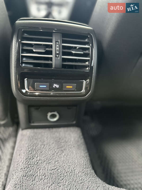Универсал Volkswagen Passat 2016 в Днепре
