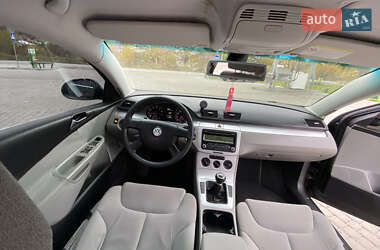 Седан Volkswagen Passat 2009 в 