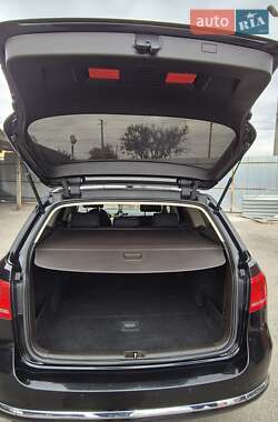 Универсал Volkswagen Passat 2013 в 