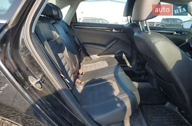 Седан Volkswagen Passat 2015 в 